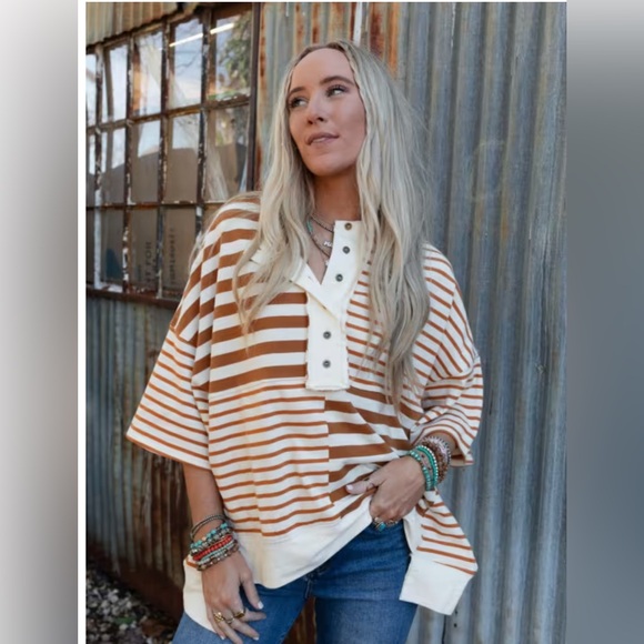 Three Bird Nest Tops - THREE BIRD NEST CITY STRIPES HIGH LOW TOP